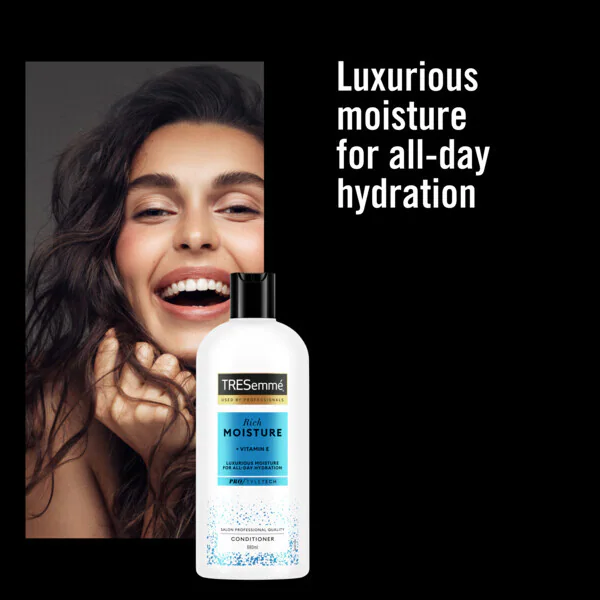 Condicionador Tresemmé Rich Moisture 680ml