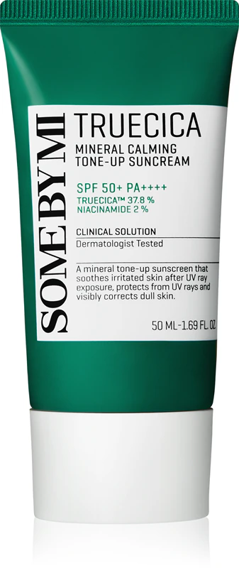 Upokojujúci minerálny opaľovací krém Some By Mi Truecica SPF 50+