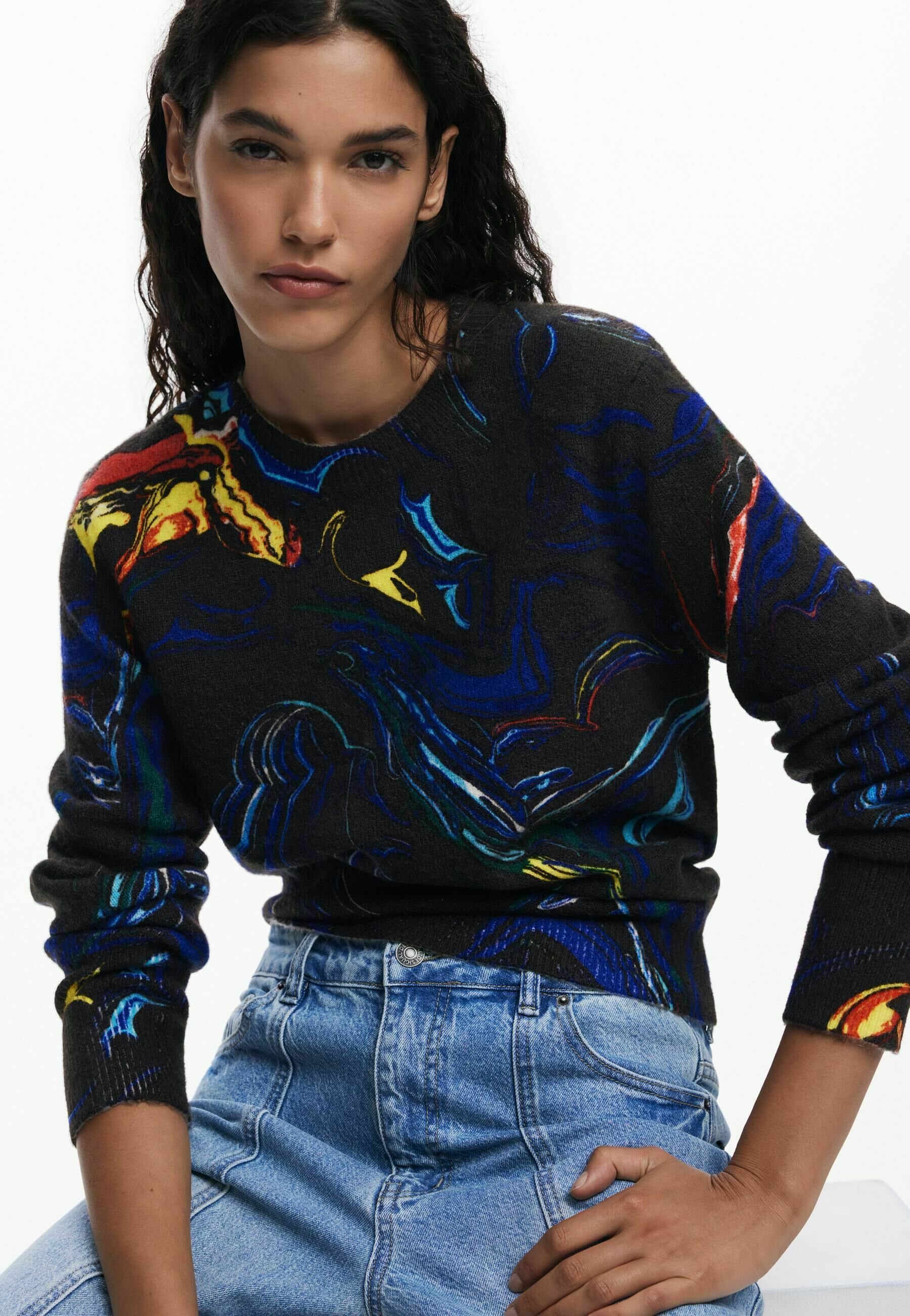 Pull Desigual, conçu par M. Christian Lacroix, noir