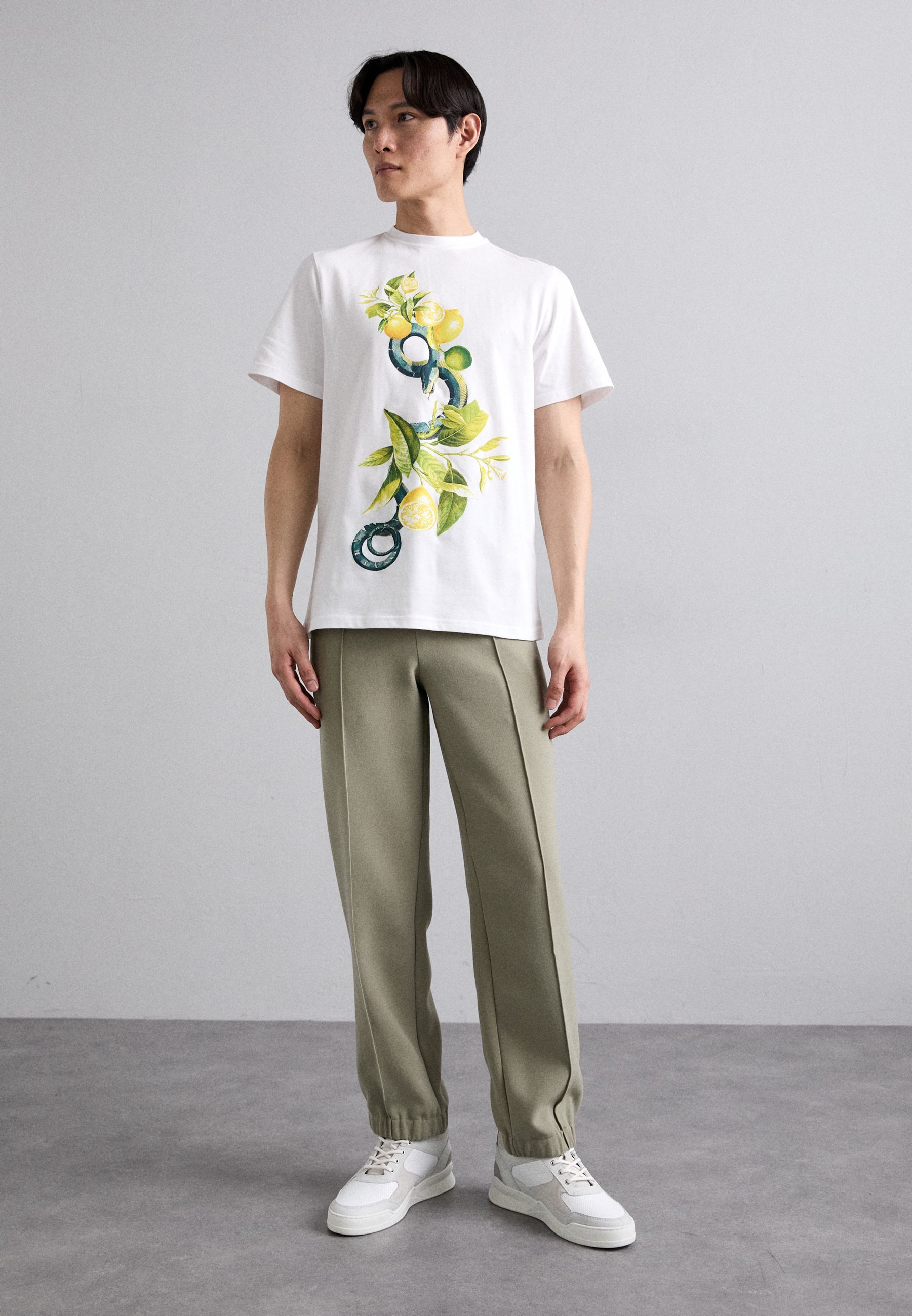 Filling Pieces GHOST PANALED UNISEX - Baskets - entièrement blanches