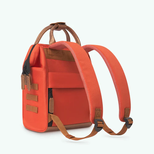 Cabaia Adventurer Kleiner Rucksack Bogota Terrakotta
