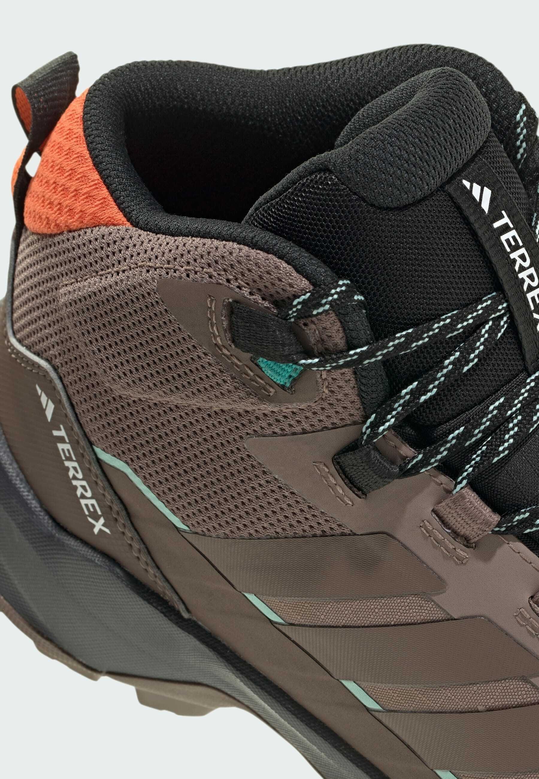 Chaussures de randonnée Adidas Terrex - marron foncé, couleur orange semi-impact