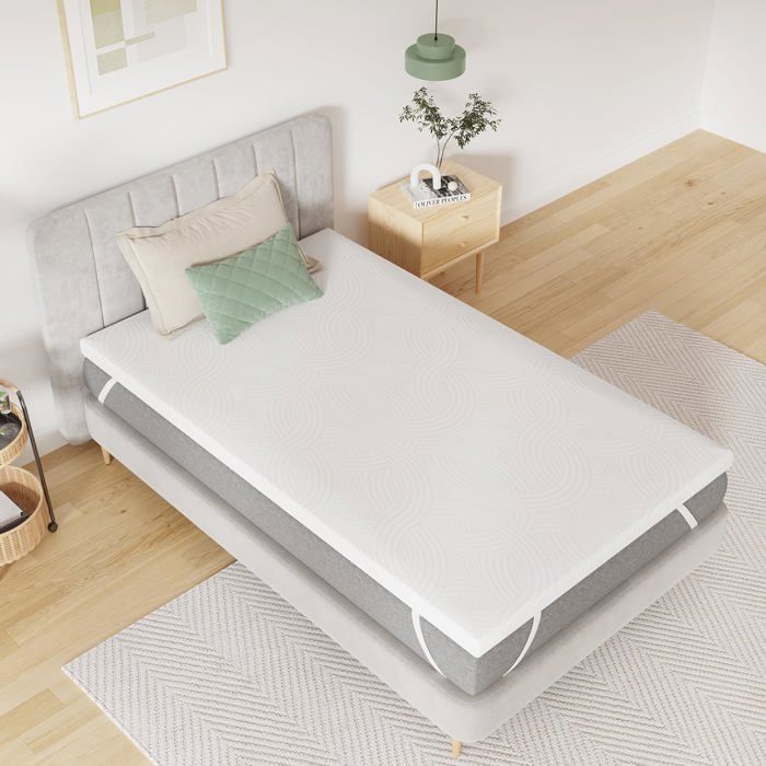 Novilla Surmatelas 140x200, 5CM Surmatelas en Mousse de confort, Certifié Sûr et Fiable par CertiPUR-US et Oeko-TEX, Absorbant et