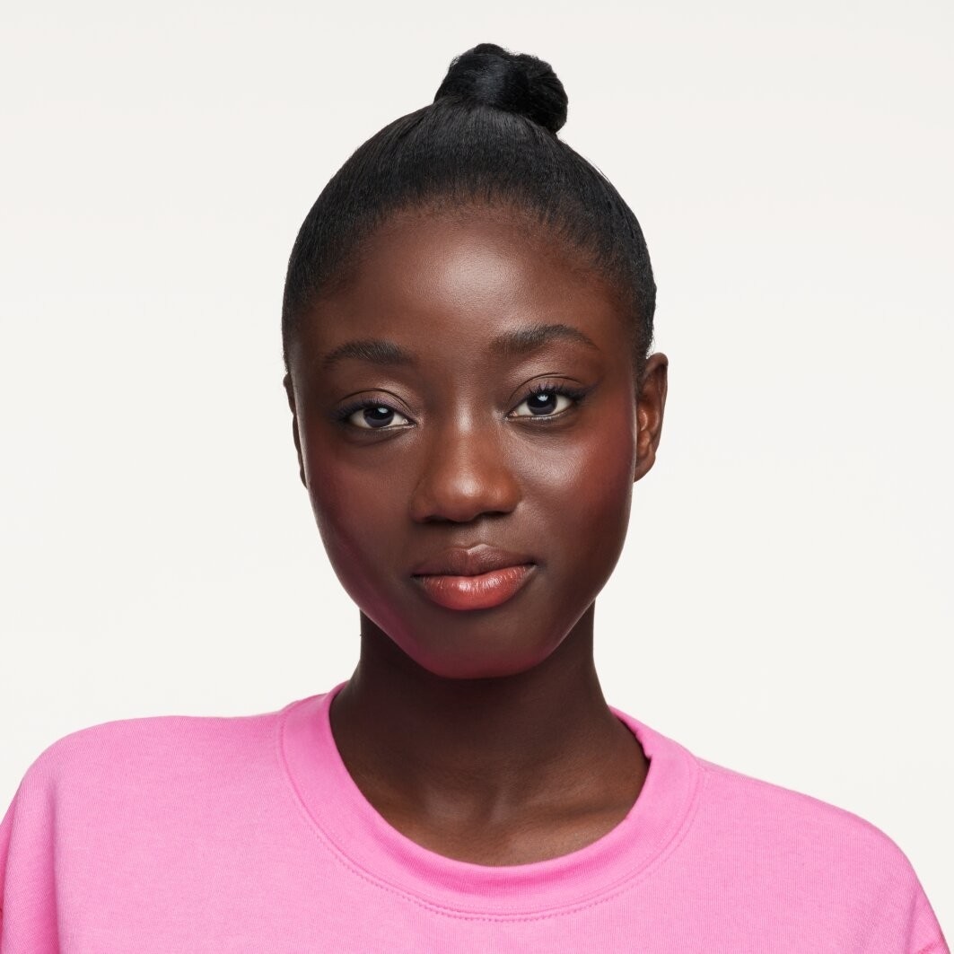 Essence TINTED kiss hydrating