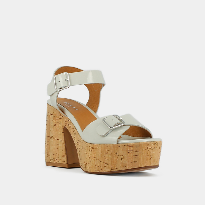 Sandales à boucles et plateformes  en cuir glacé écru