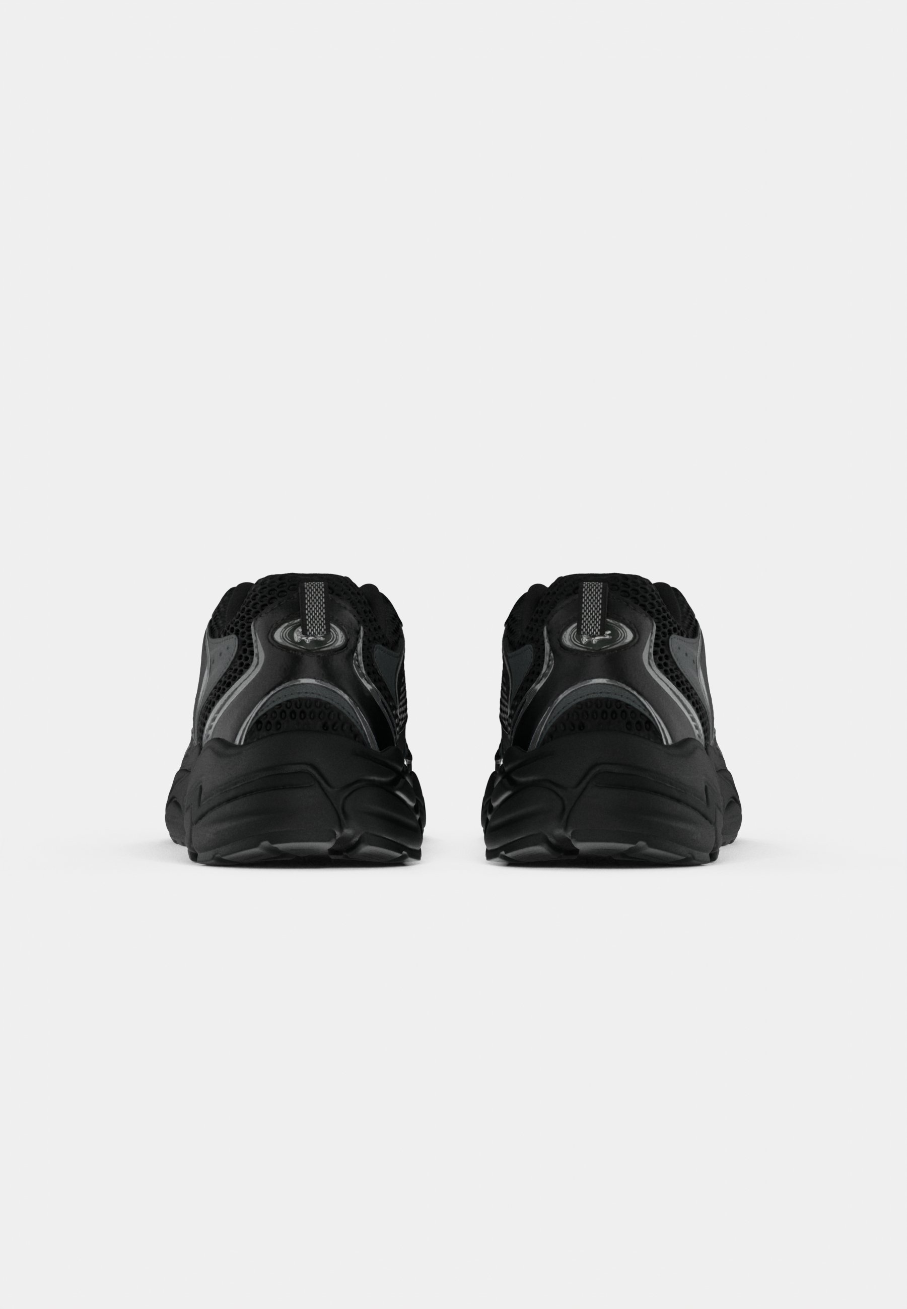 Lacoste STORM 96 2K 125 - Baskets - noires