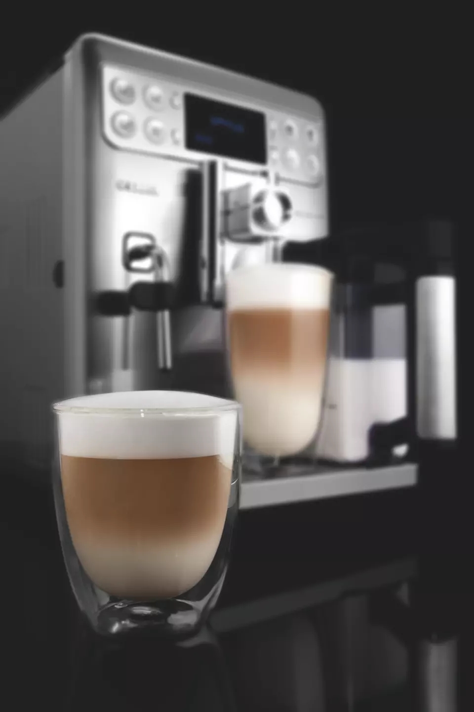 SUPER-AUTOMATISCHE ESPRESSOMASCHINE