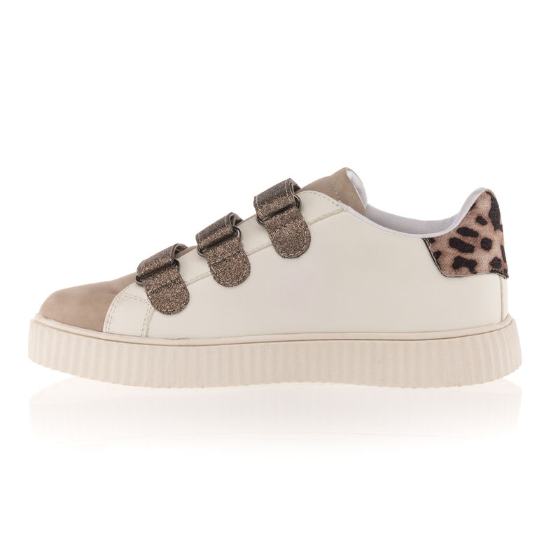 Zapatillas deportivas para mujer color beige.