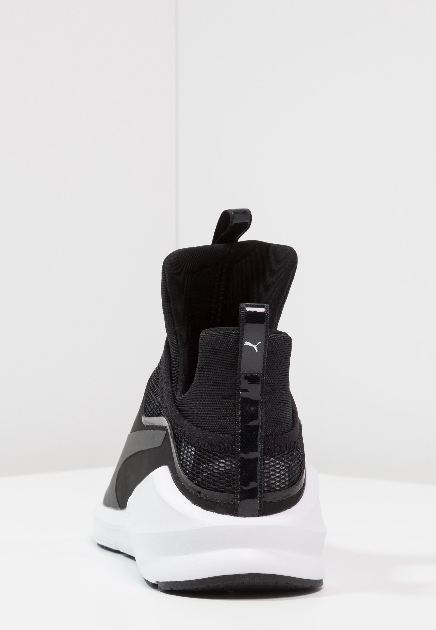 Buty treningowe Puma - czarne