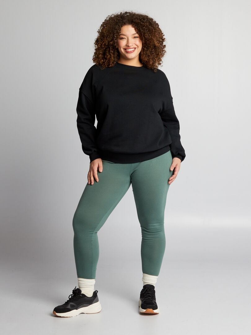 Moletom oversized em tecido fleece - preto