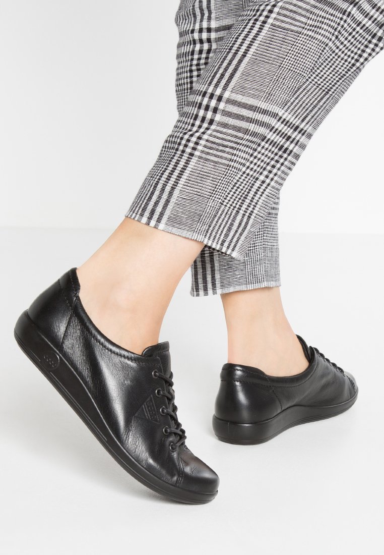 ECCO SOFT 2.0 - Sneakers - zwart
