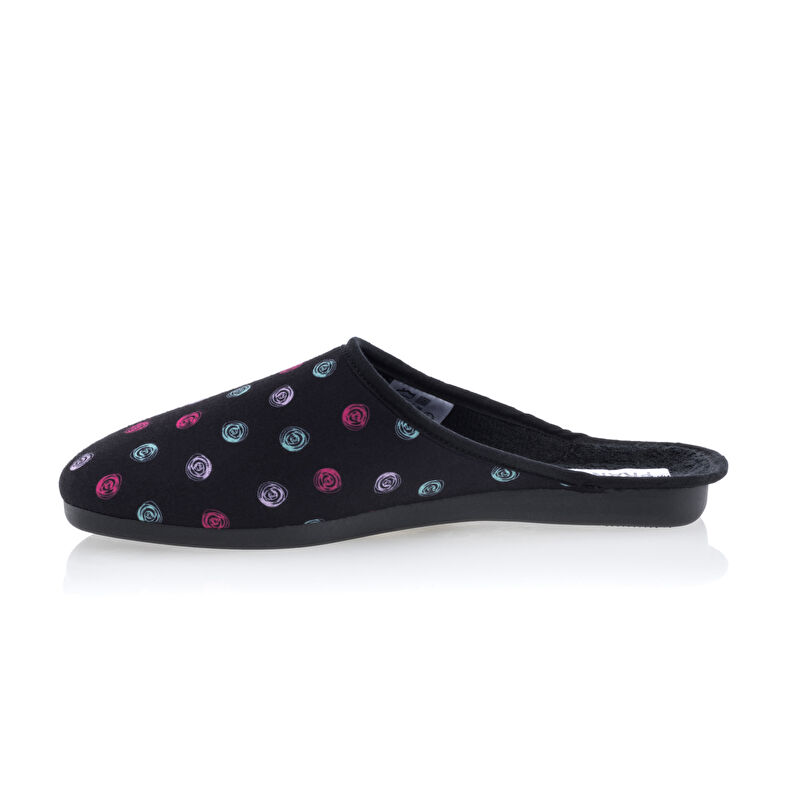 Pantuflas negras para mujer