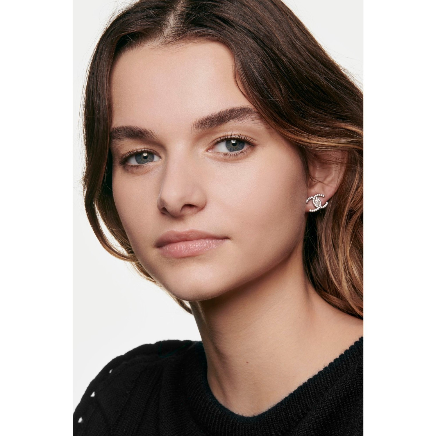 CHANEL makiažo pagrindas ULTRA LE TEINT ULTRA LE TEINT FLUIDE - 30 ml