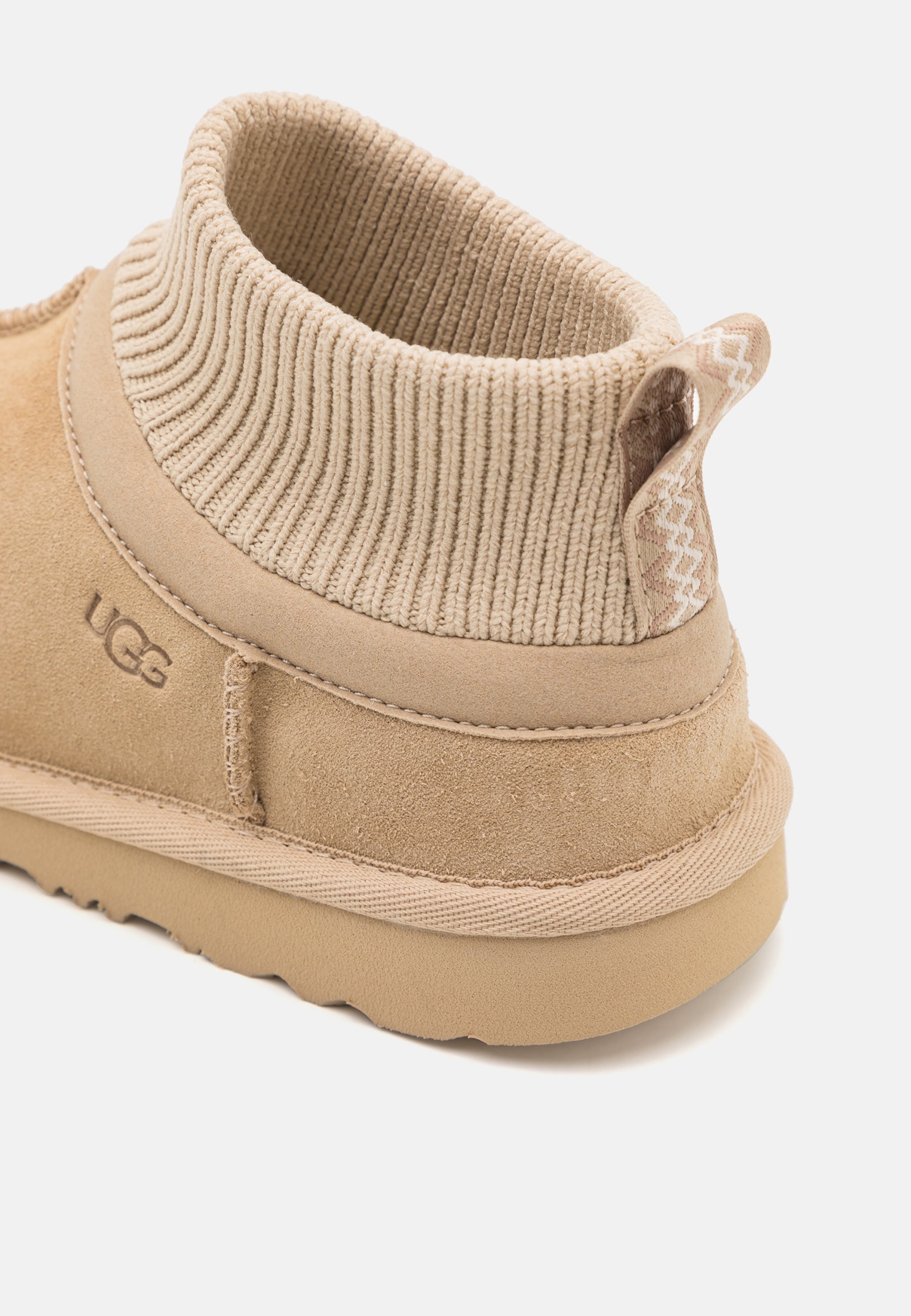 UGG CLASSIC ULTRA UNISEX - Klasične gležnjače - boja gorušice