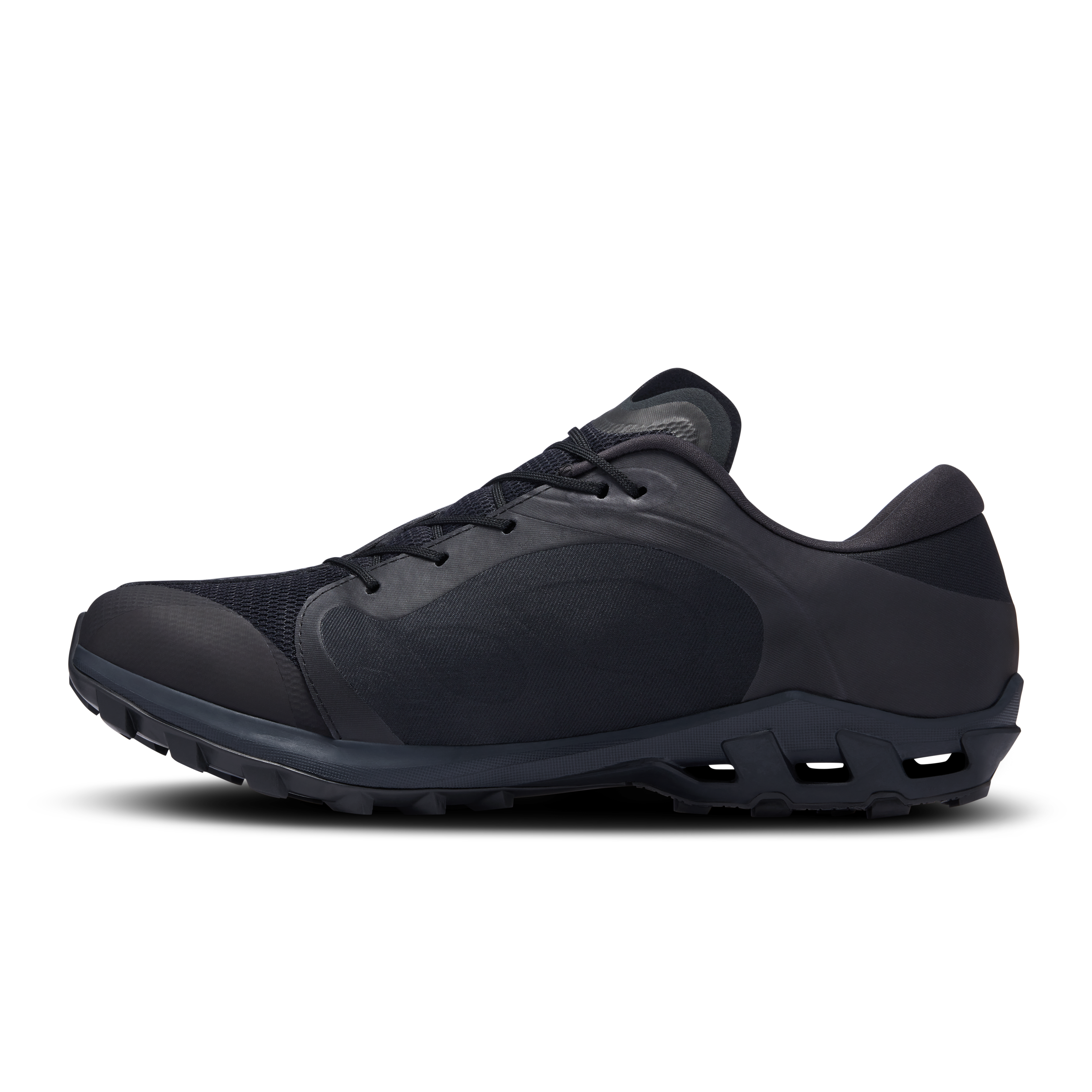 On Heren Cloudventure Peak PAF All Black
