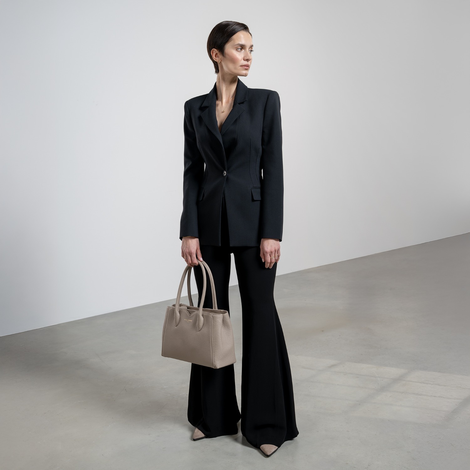 Isabel Bernard torbica Isabel Bernard Honoré Cloe Midi taupe - teleća koža - IB25082