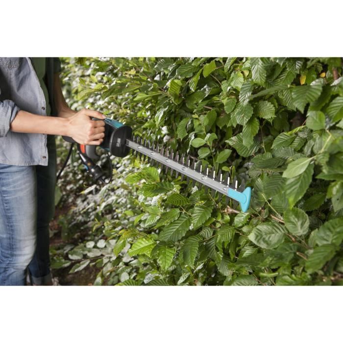 GARDENA EasyCut 420/45 elektrische heggenschaar - 420W - 45 cm - ErgoLine handgreep - Beschermkap