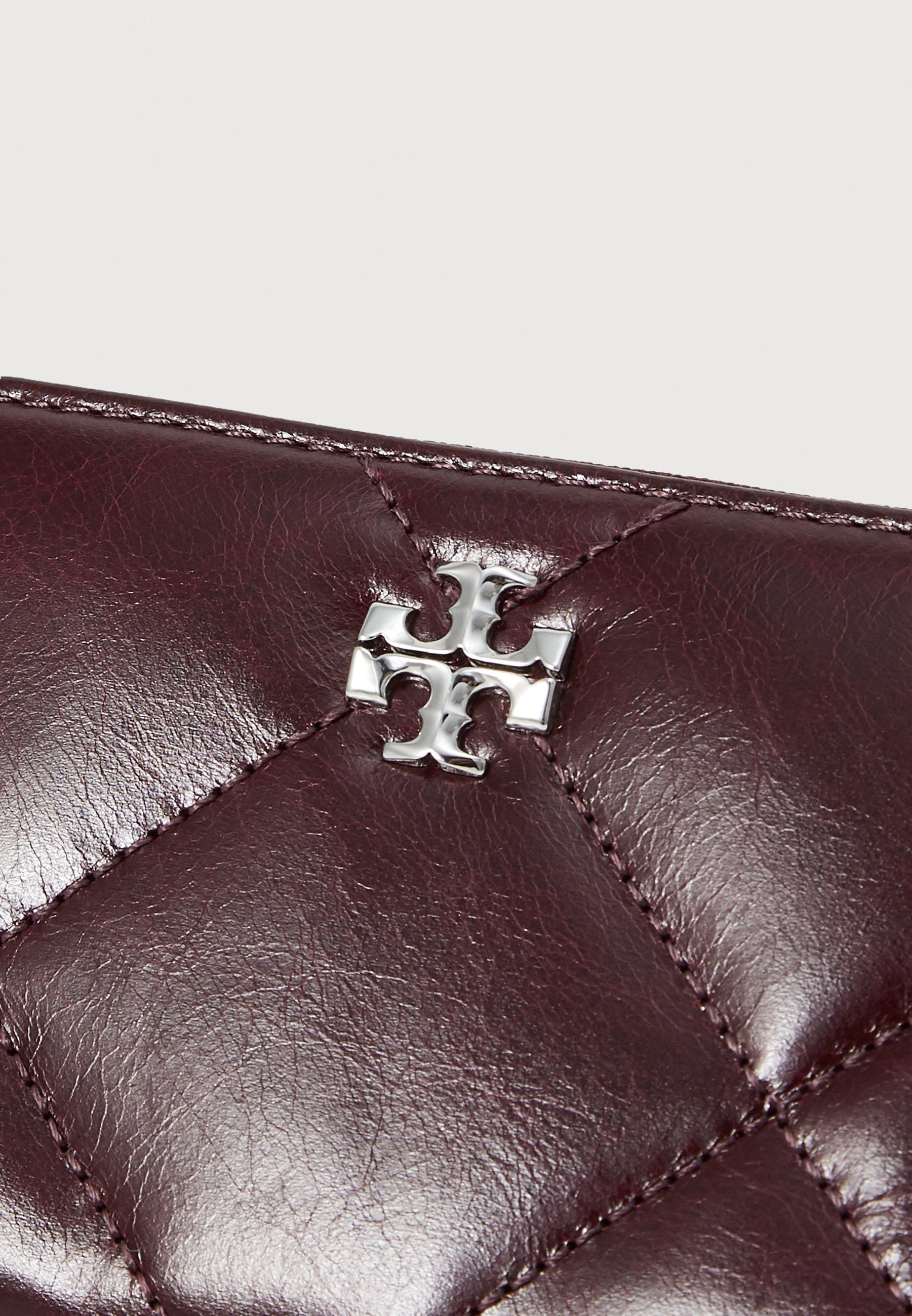 Tory Burch portemonnee - donker karmijnrood