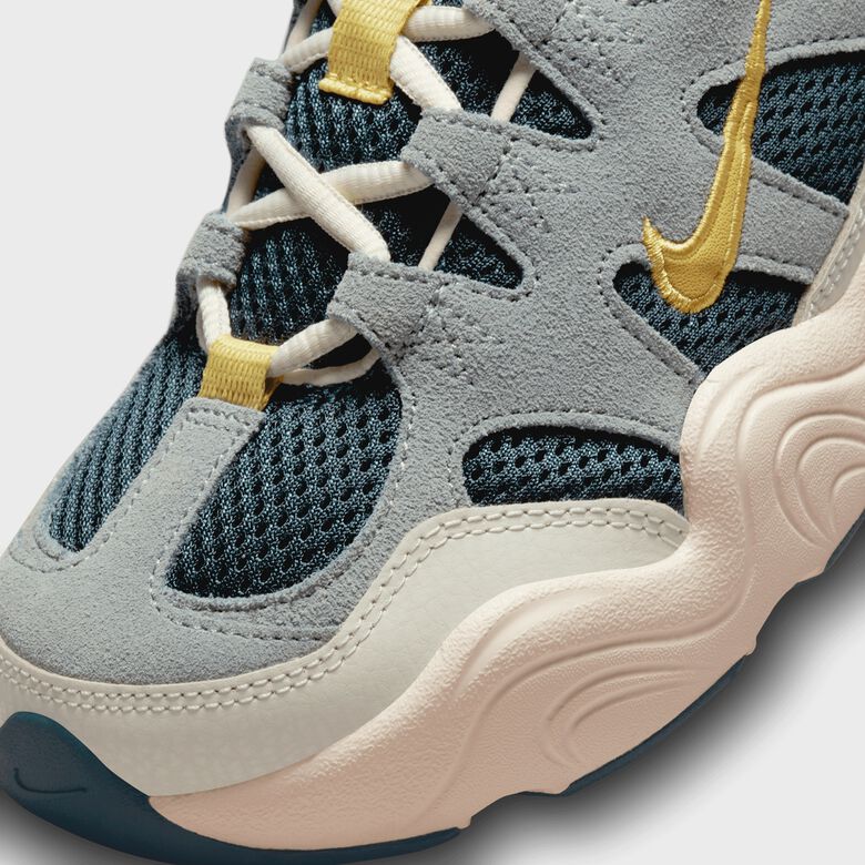 WMNS Tech Hera