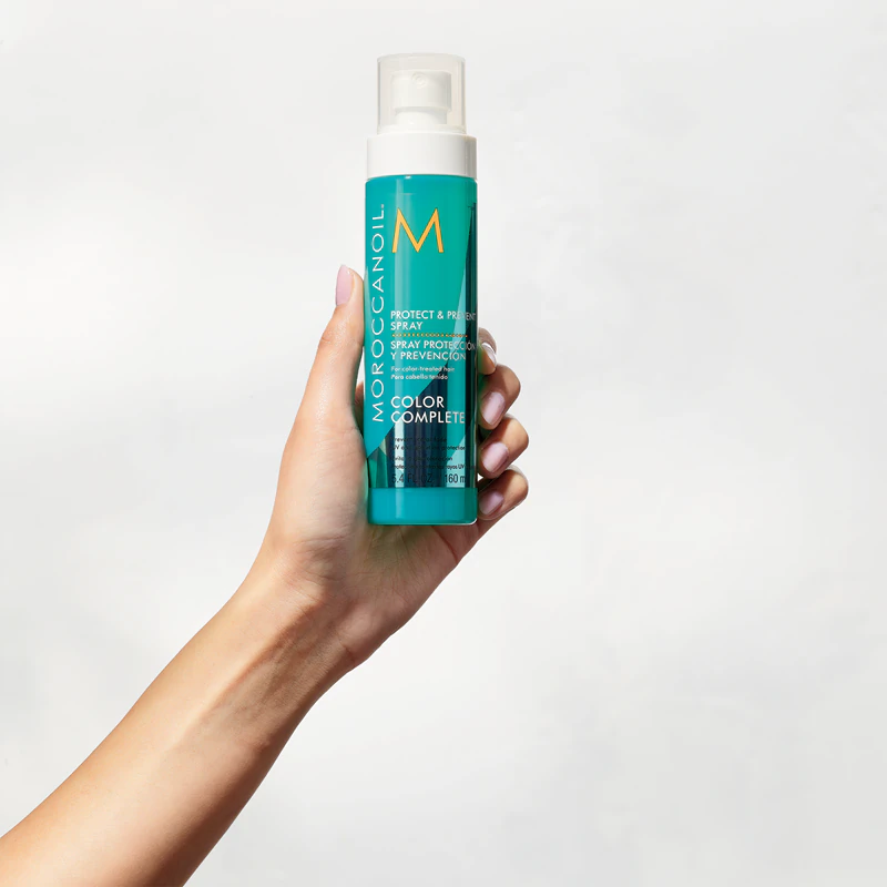 Spray protetor e preventivo Moroccanoil Color Care com efeito hidratante para cabelos com coloração.