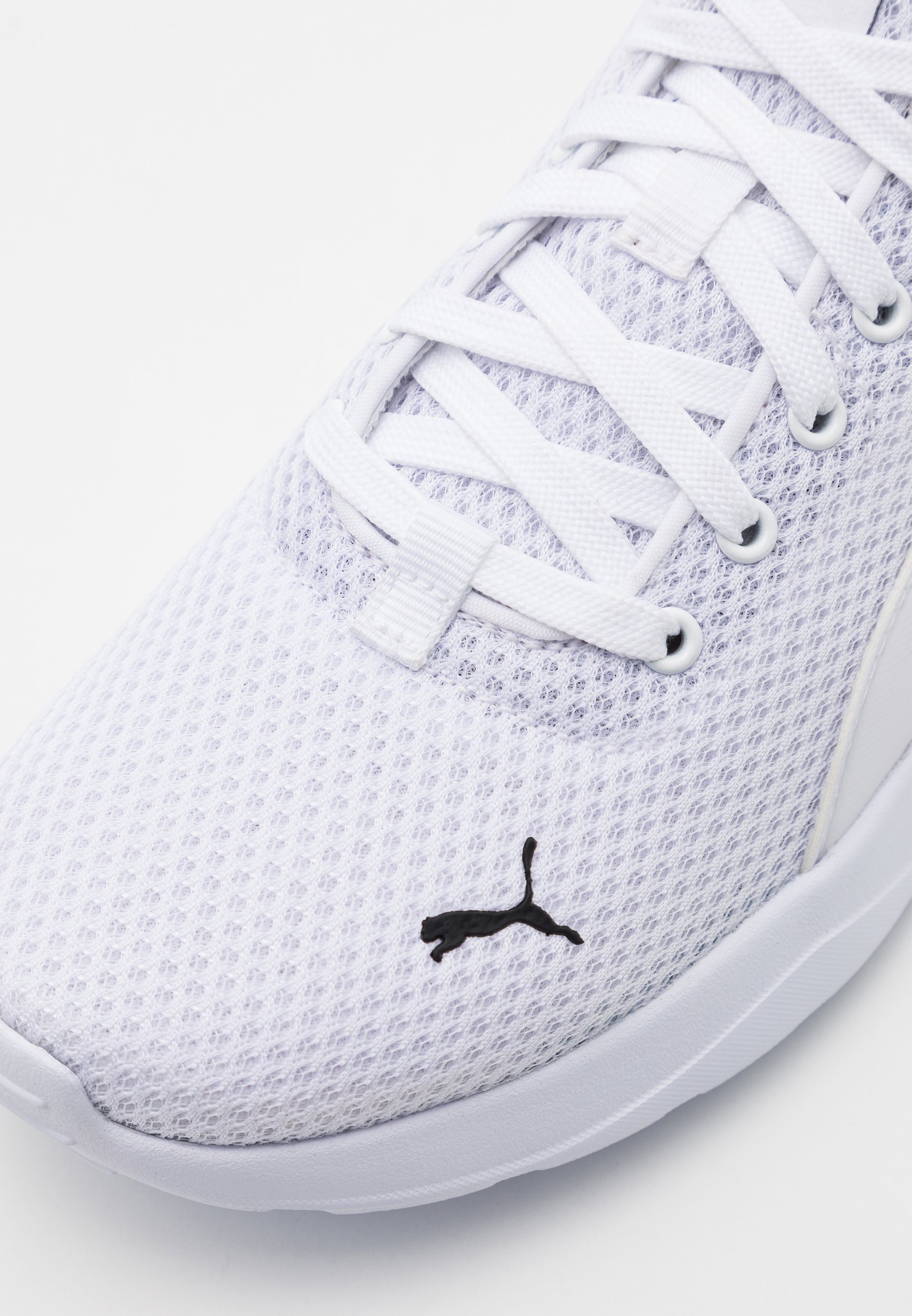 Puma ANZARUN LITE - Chaussures de course sur route - blanches