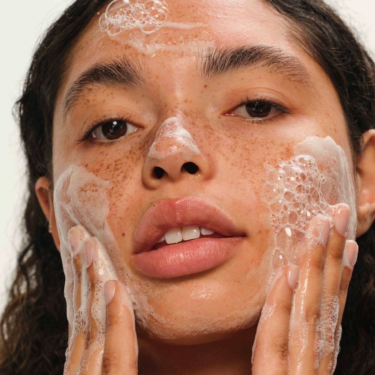 Ole Henriksen Balance krema za lice + dnevno sredstvo za čišćenje pora D-Clog - 147 ml