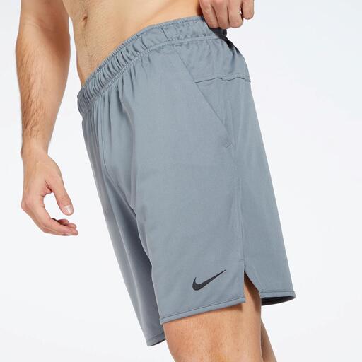  Nike Totality