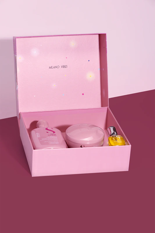 Alfaparf Milano Semi di Lino Moisture Holiday Kit, um conjunto de presente com hidratação intensiva.