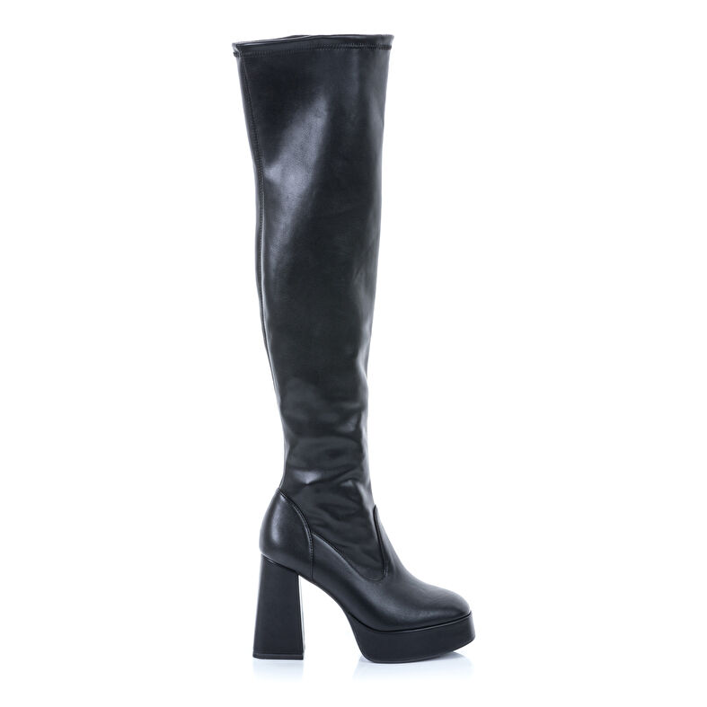  Botas negras de mujer