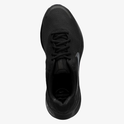  Nike Revolution 7