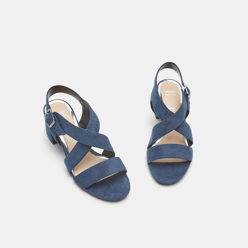Flätade sandaler med blockklack