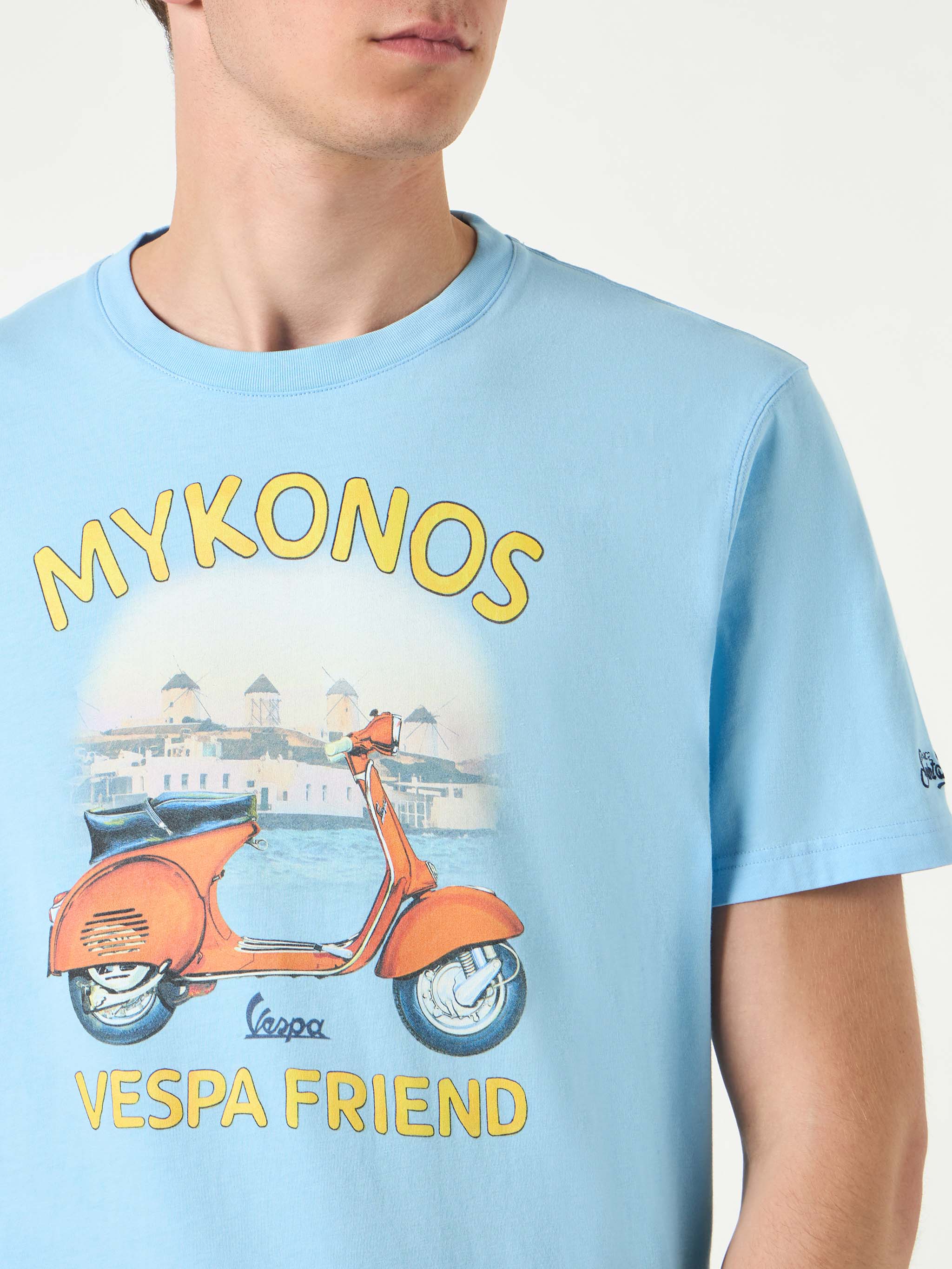 T-shirt da uomo in cotone con stampa Vespa Mykonos | EDIZIONE SPECIALE
