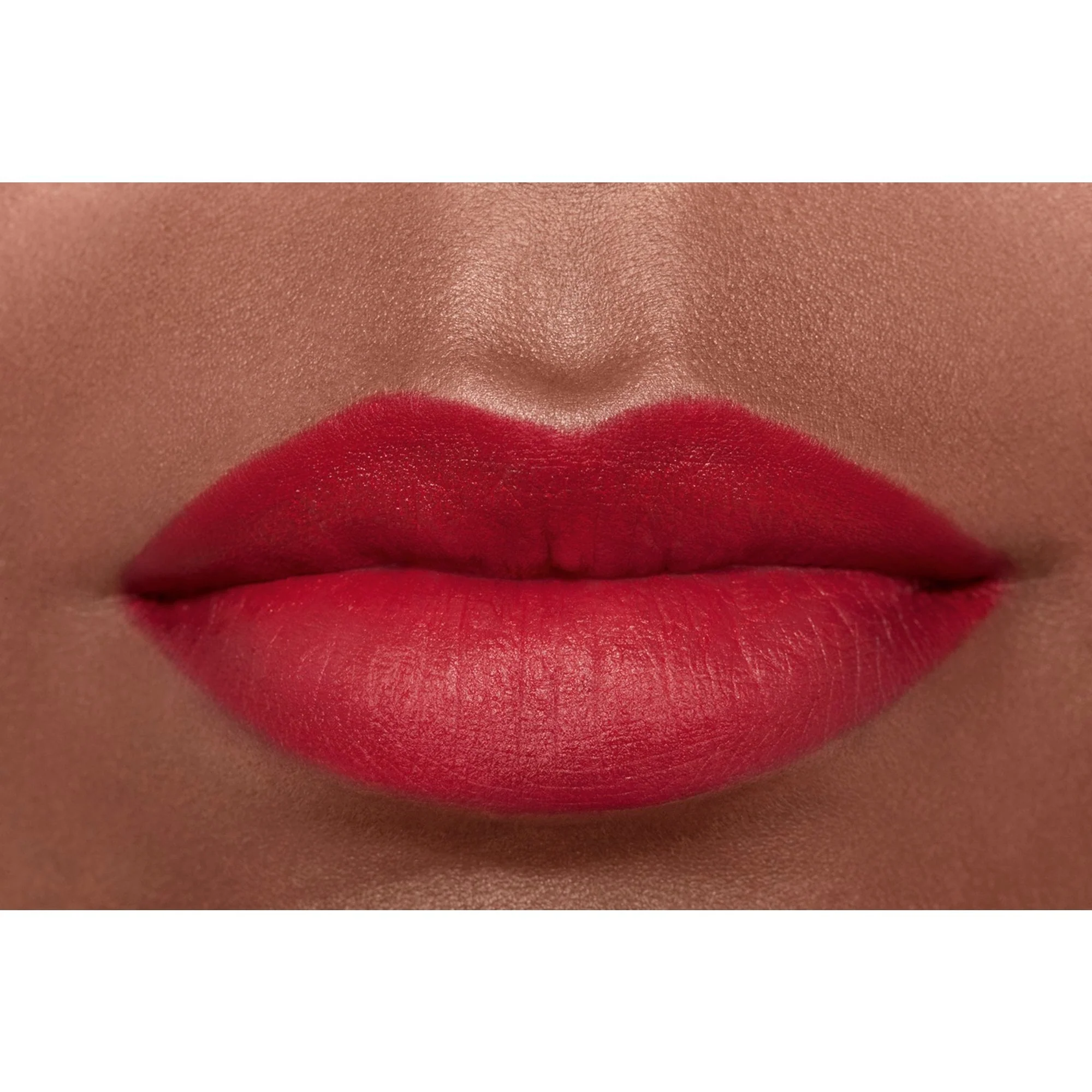 ROUGE ALLURE VELVET - IL ROSSETTO VELLUTATO LUMINOSO