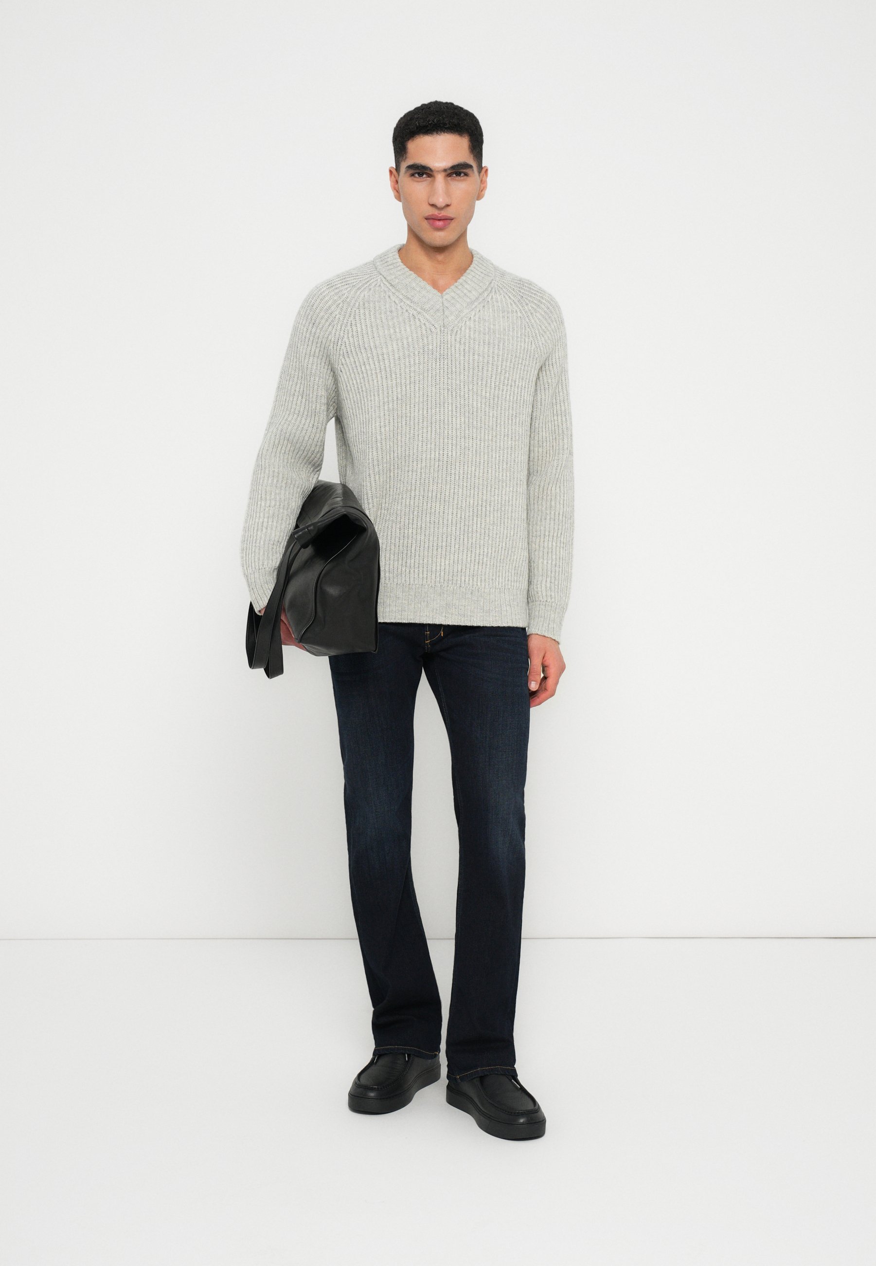 Pull DRYKORN NUMIR - gris