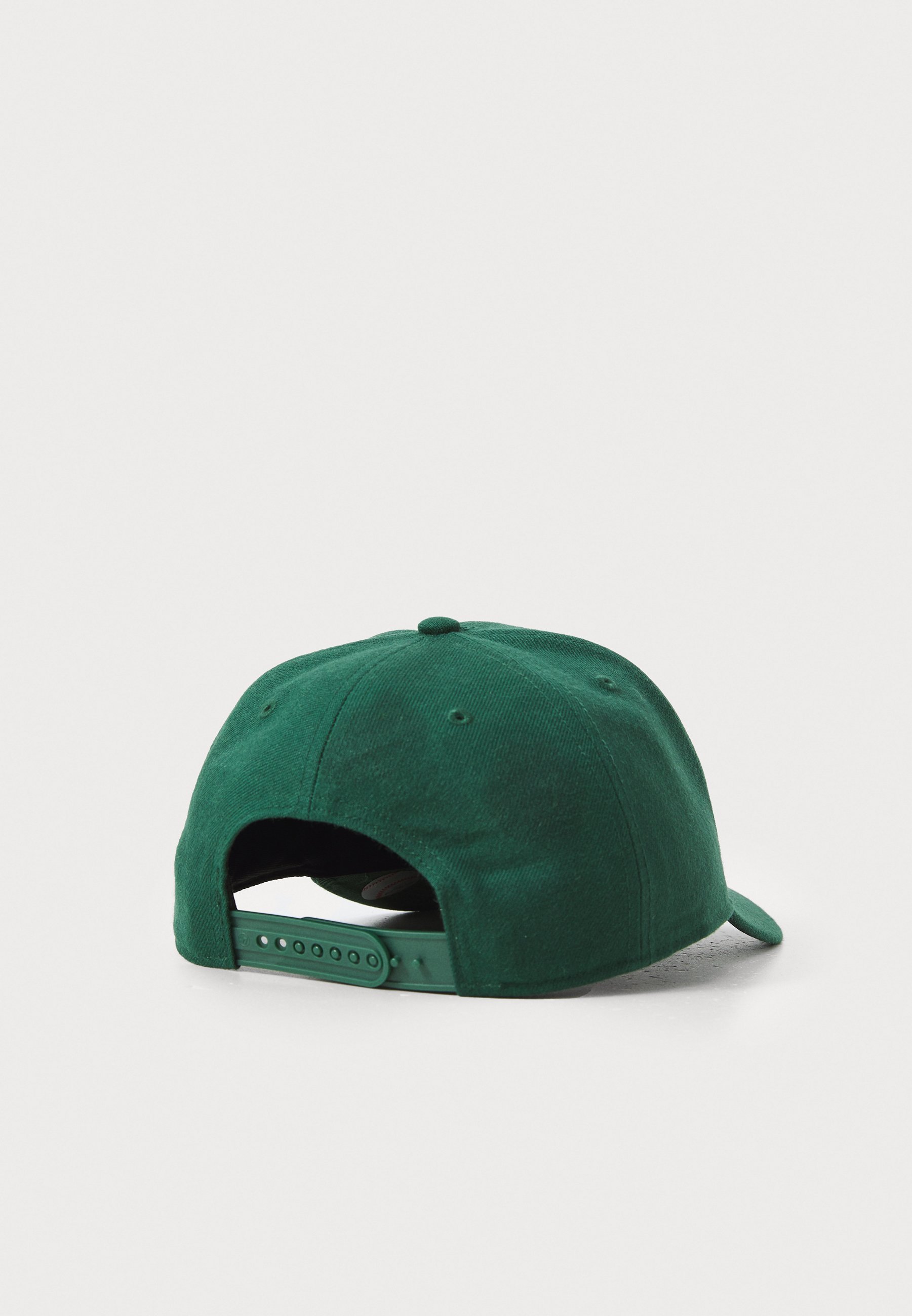 '47 Caps