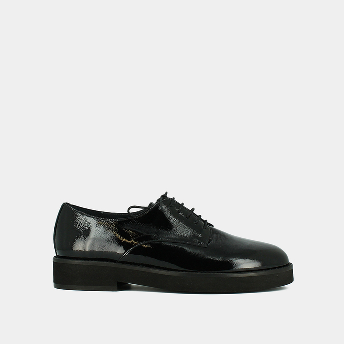 Derbies à talons plats, bouts ronds et c...  en vernis plissé noir