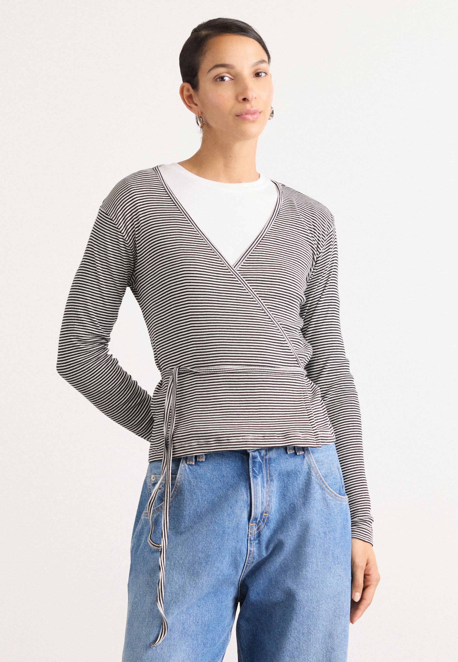 Mads Nørgaard STRIPE SUSI TOP - Top met lange mouwen - zwart/vanille ijs