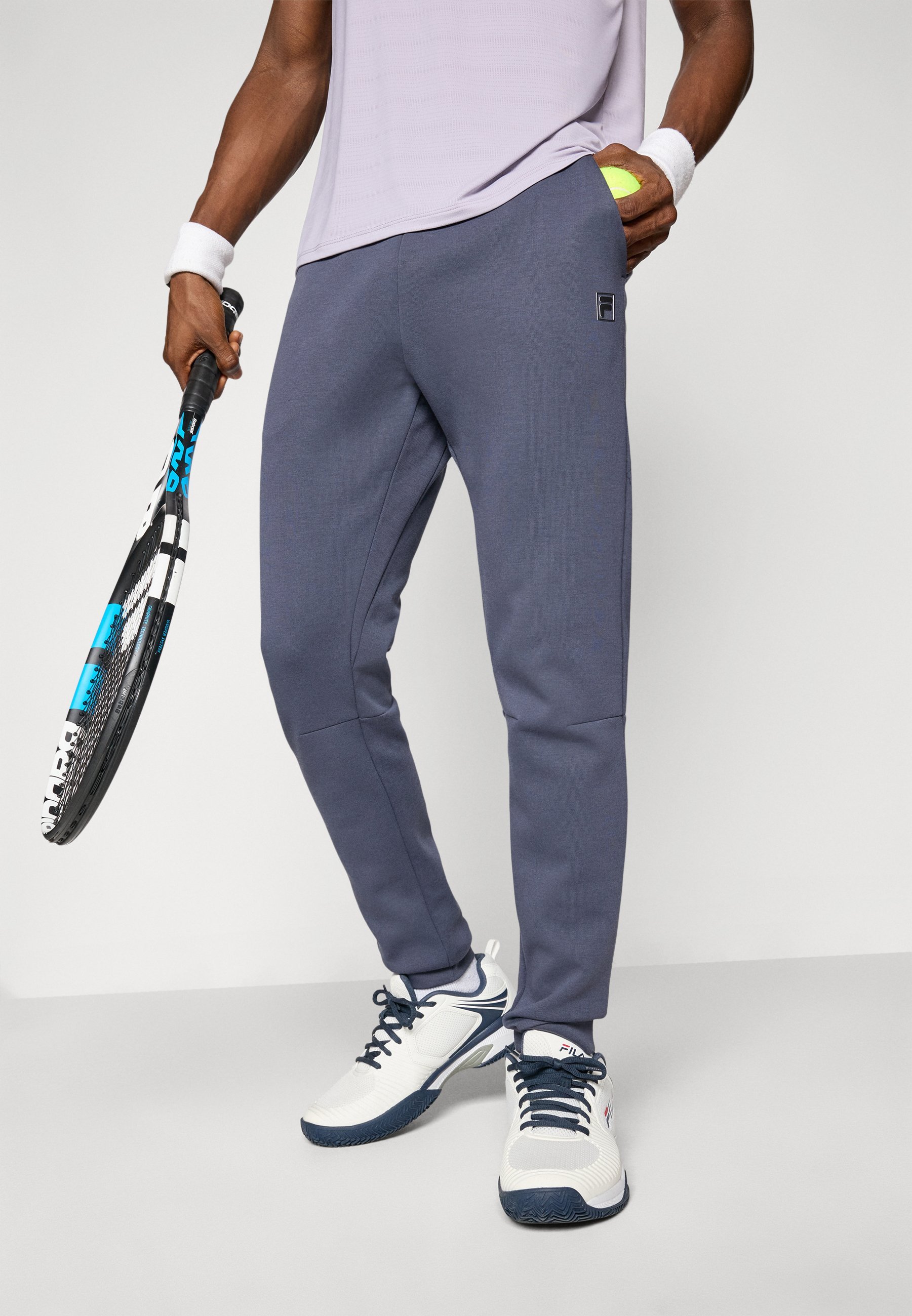 Fila SWEATPANTS SILVAN - Pantaloni della tuta - grafite