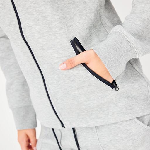 Nike Tech