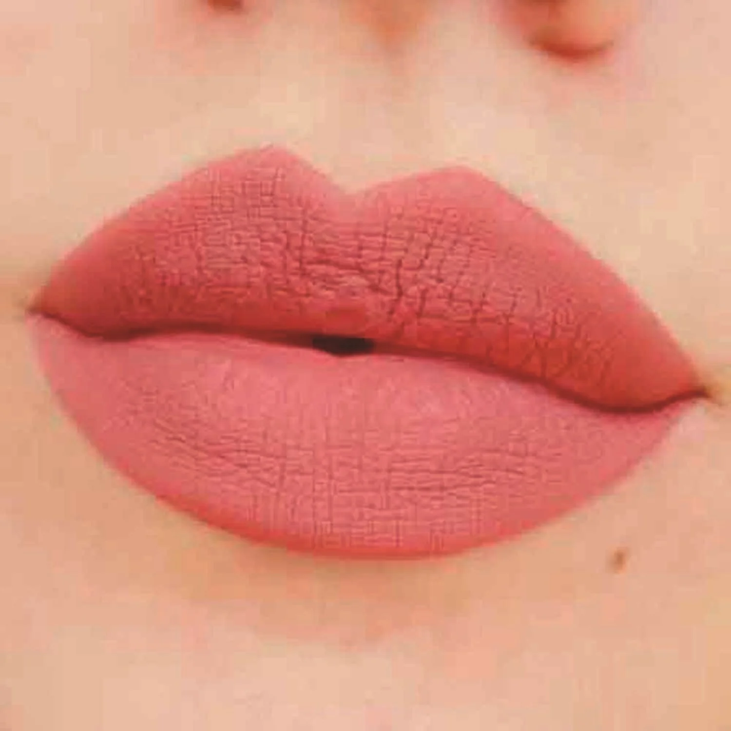 Labbra HYPNOTIZE LIQUID LIPSTICK - Rossetto, Rossetto mat