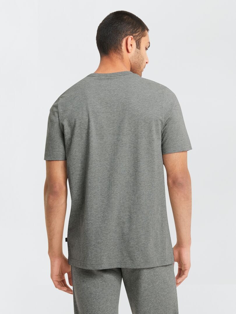 Camiseta 'Puma' - CINZA