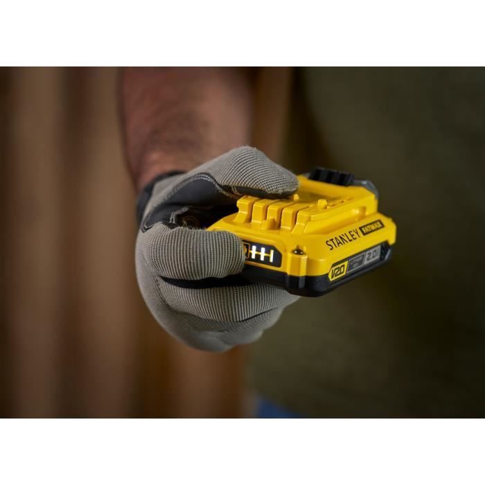 2-pack of 18V 2Ah batteries + 2A charger - STANLEY FATMAX - Compatible with the STANLEY FATMAX V20 range - SFMCB12D2-QW