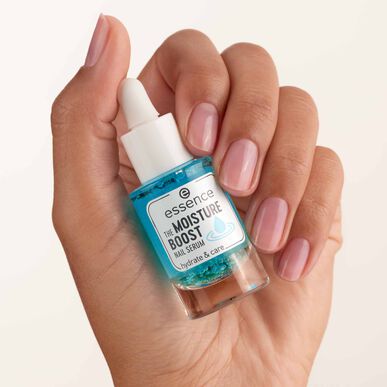 Essence The Moisture Boost -kynsiseerumi 8 ml 8 ml