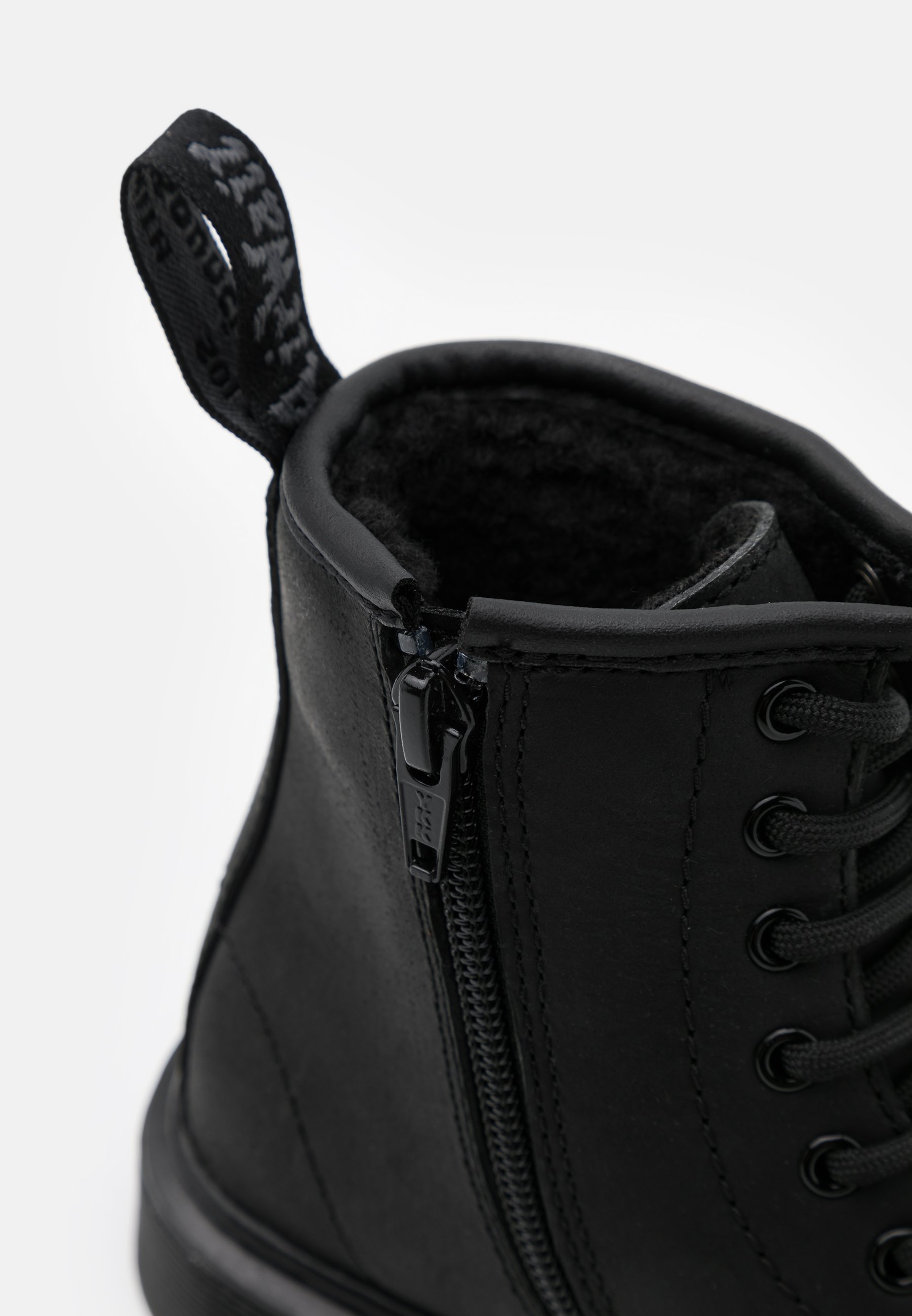 Dr. Martens 1460 SERENA MONO REPUBLIC WP - Bottines à lacets - noires