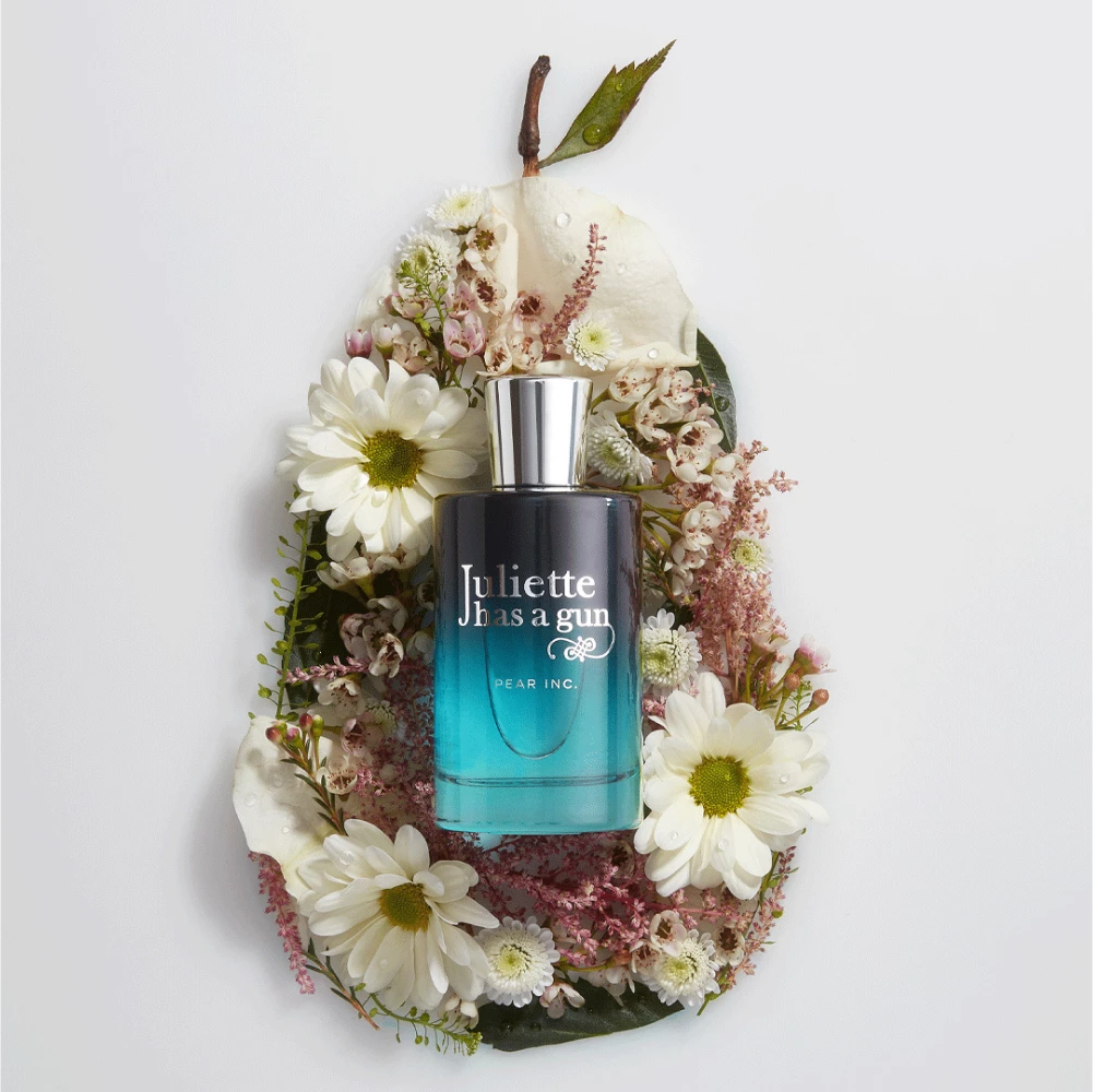 Pear Inc. EdP 50 ml - Juliette ima pištolj