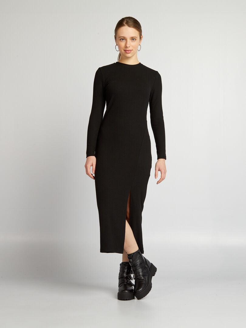 Lange gebreide jurk met ribbels - zwart