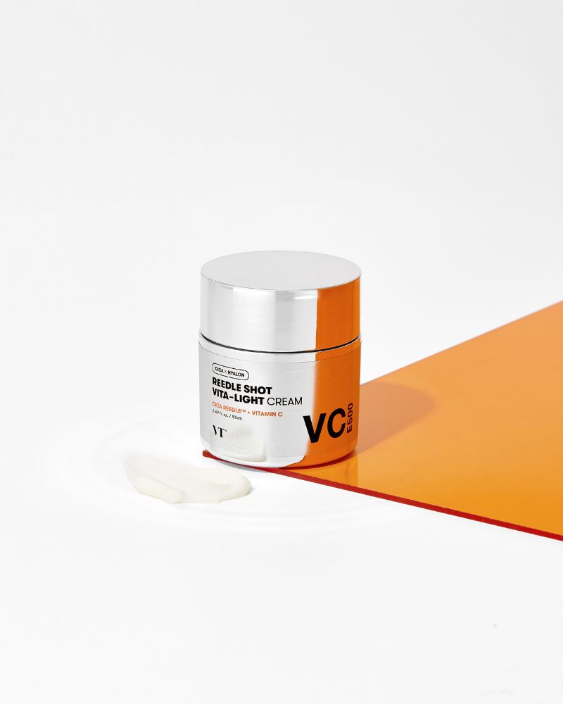 VT Cosmetics REEDLE SHOT VITA-LIGHT