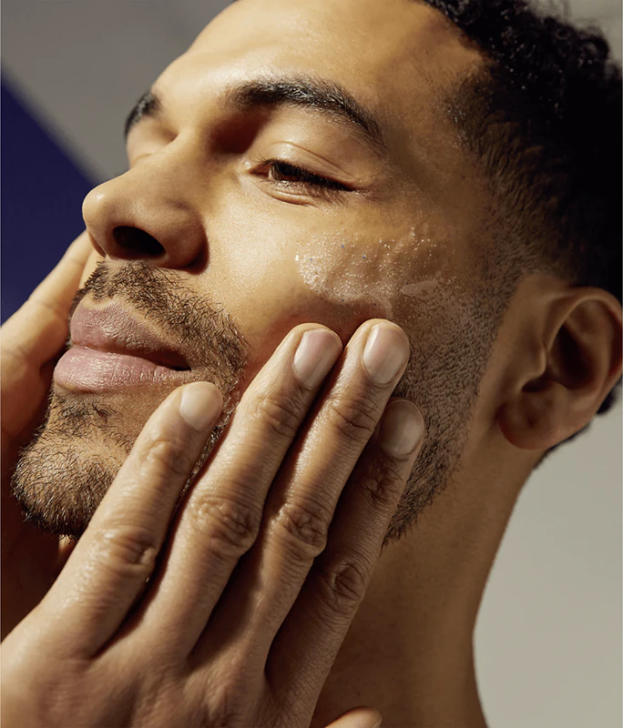 Gel de barbear NIVEA MEN Sensitive para homens