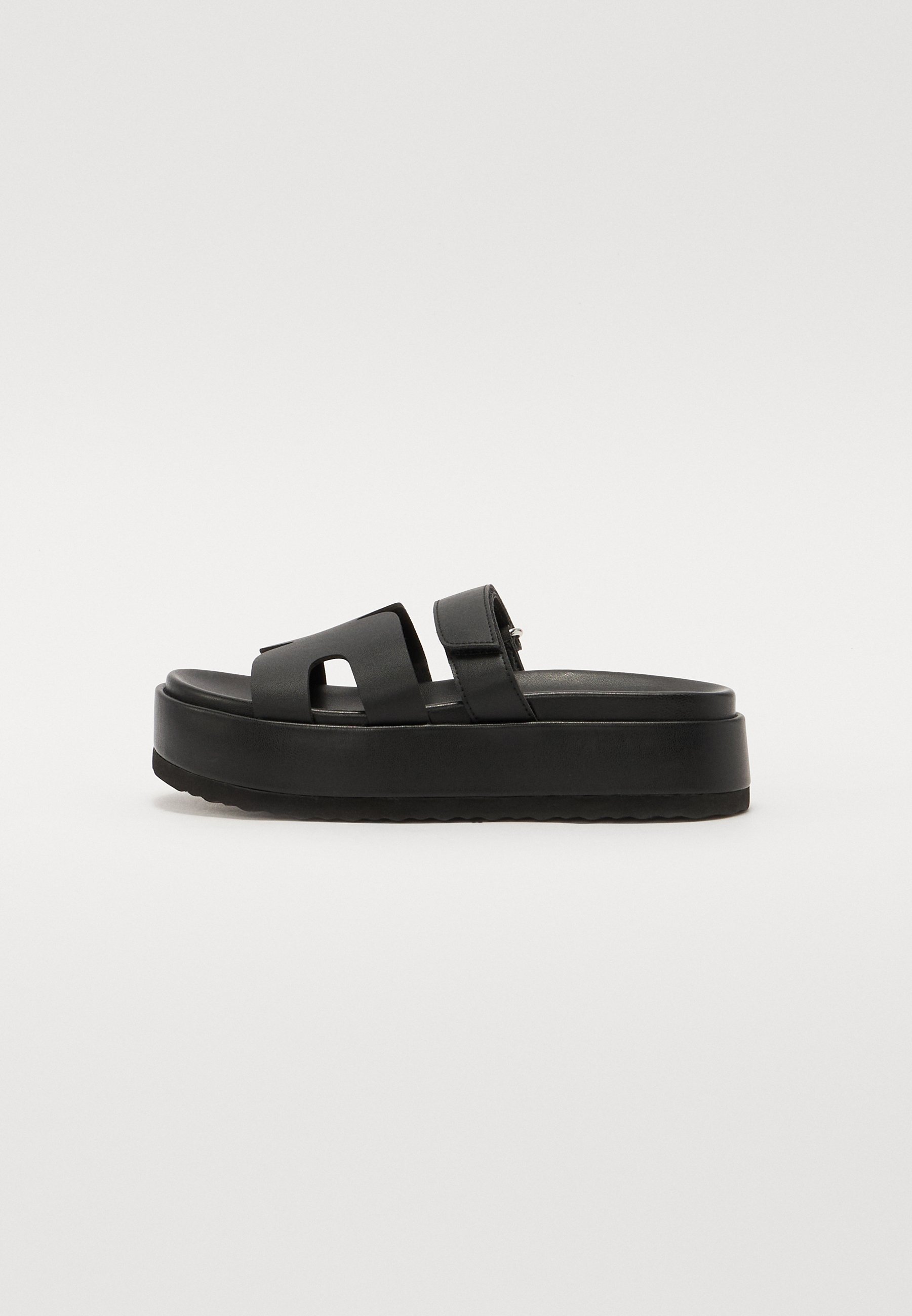 Steve Madden BIGMISSIL - Chinelos - preto ação