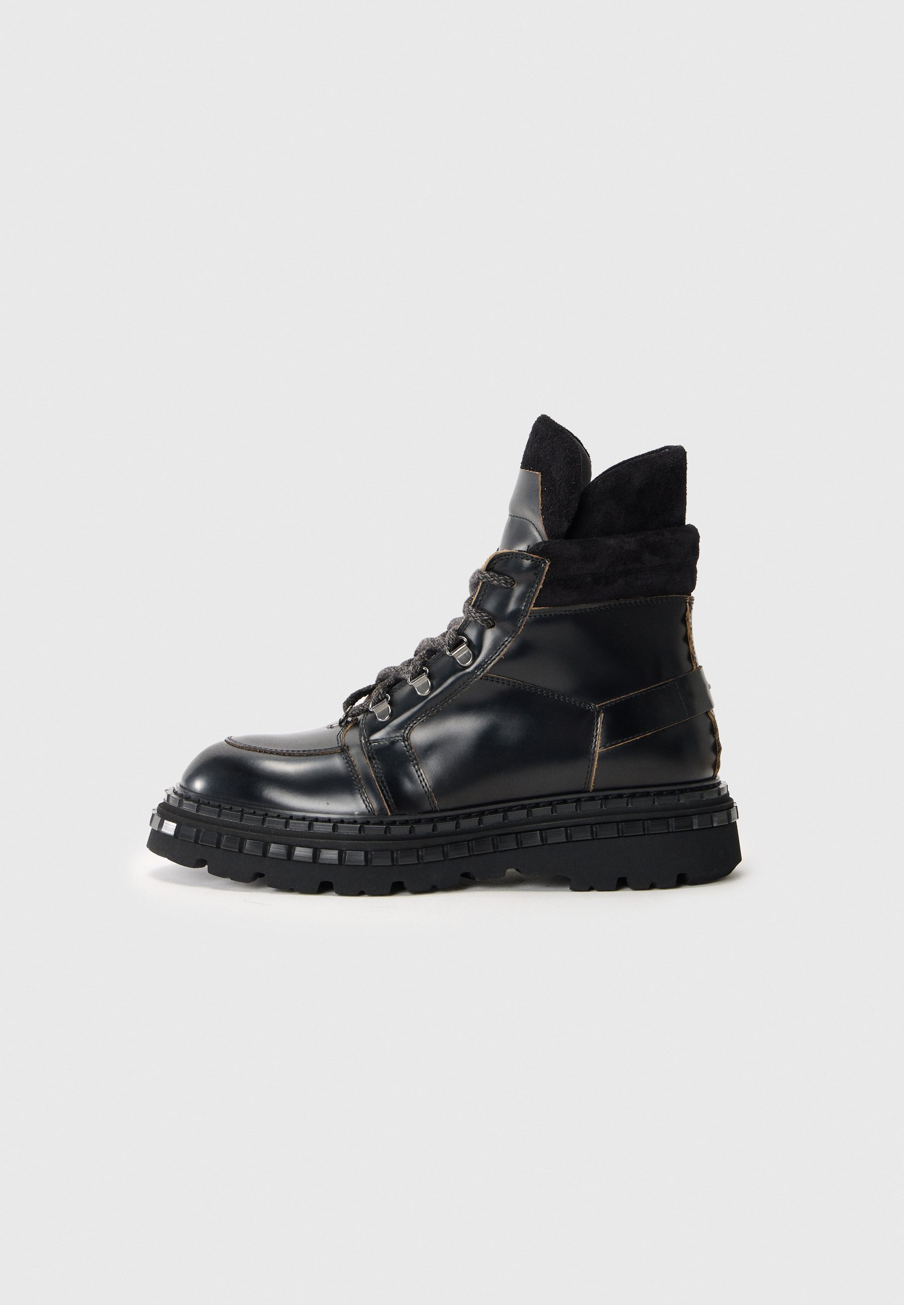 Antipode Schnürstiefeletten – schwarz